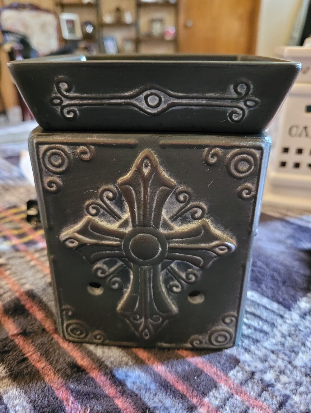 Scentsy Brand Grey Cross Warmer.